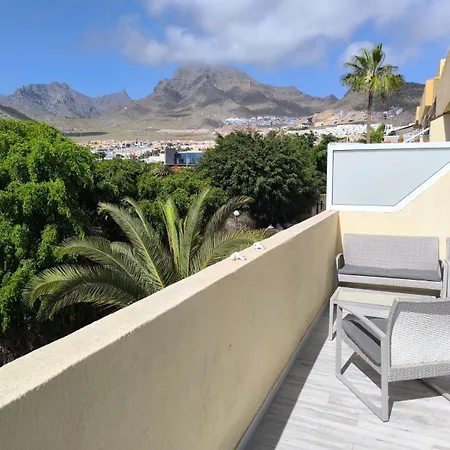 Playa Fanabe 2- Bedroom Daire